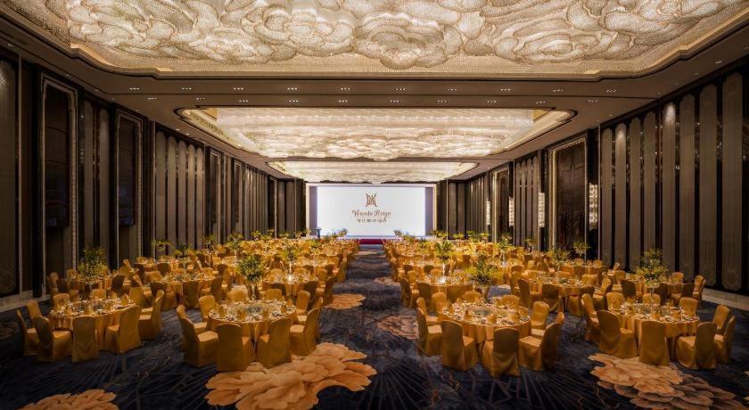 Hotel Wanda Reign Chengdú Exterior foto